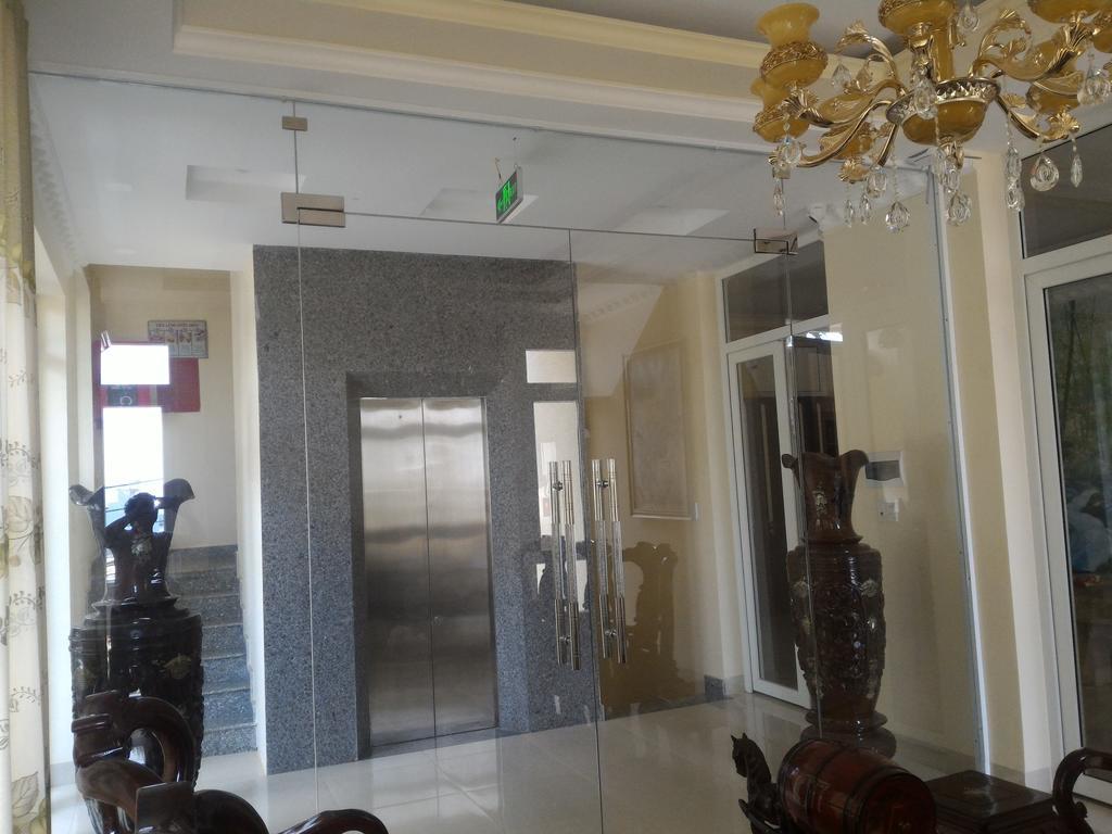An Hung Hotel Buon Ma Thuot Exterior photo